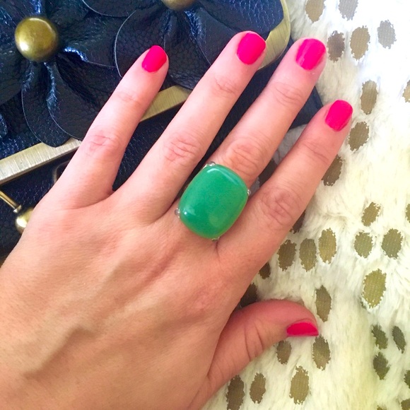 Green Jade Stone Ring Sterling Silver - Picture 1 of 3